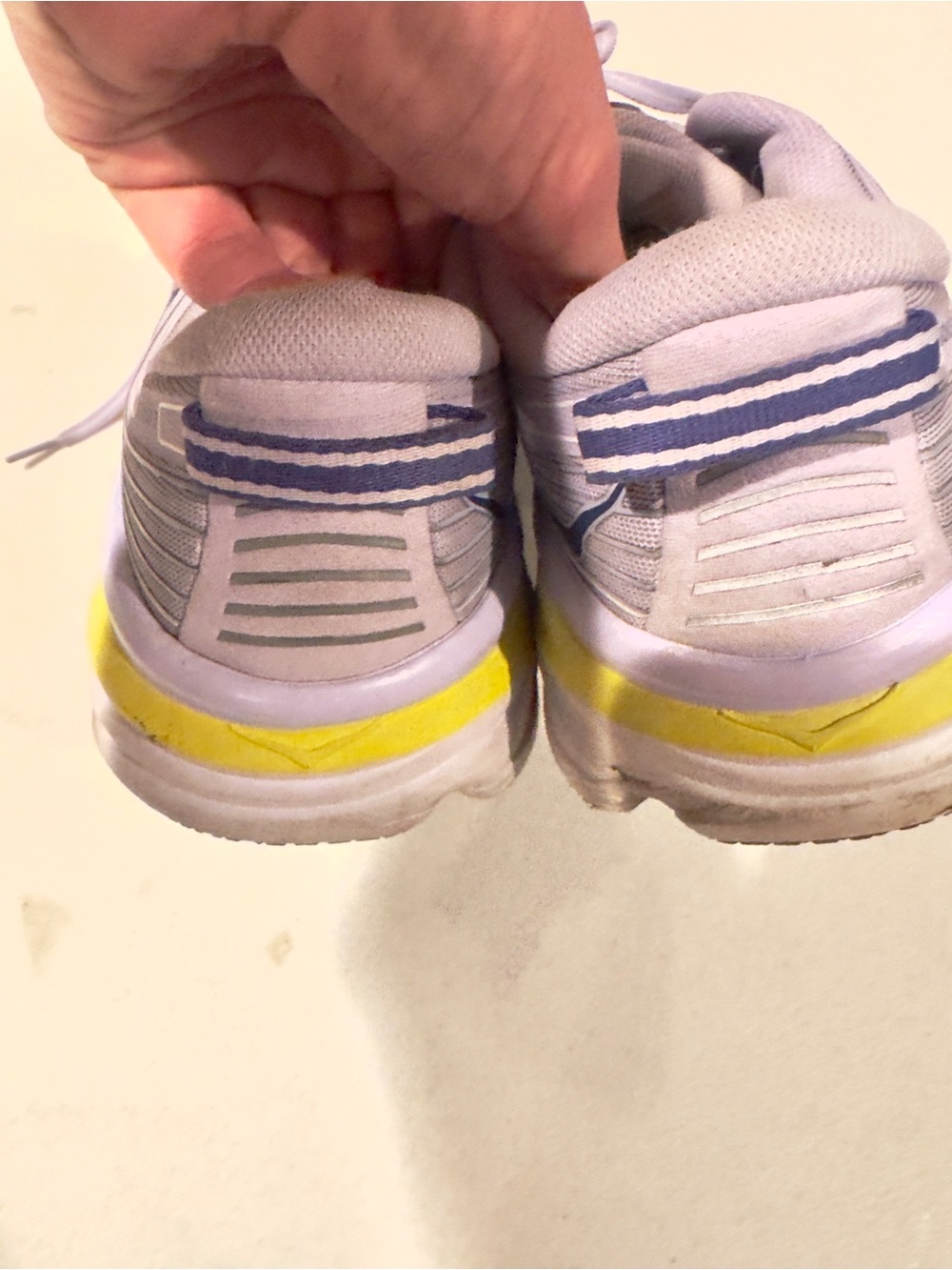 Hoka One One Bondi 7 Lace Up Cushioned Running Shoes Purple Size 10 - Picture 4 of 8